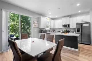 Photo #6: O6357770 Listing 