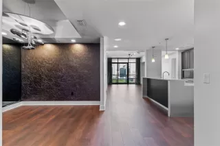 Photo #6: O6357811 Listing