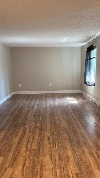 Photo #4: O6357862 Listing 