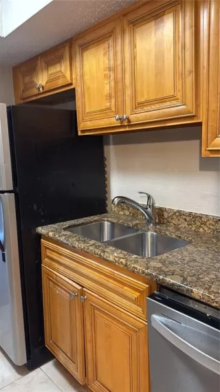 Photo #6: O6357862 Listing 