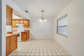 Photo #4: O6357921 Listing 