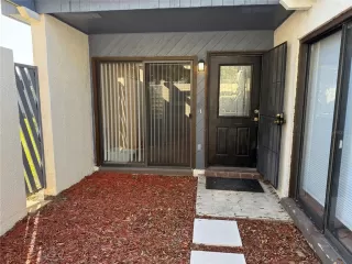 Photo #2: O6357934 Listing