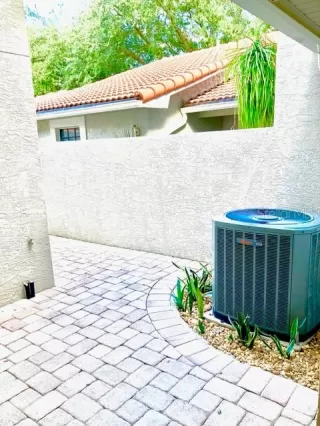 Photo #6: O6357956 Listing