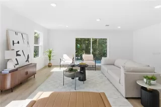 Photo #5: O6358001 Listing 