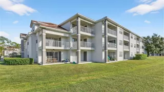 Photo #2: O6358307 Listing