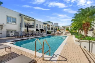 Photo #2: O6358344 Listing 