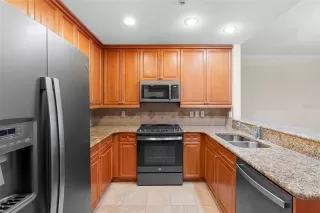 Photo #5: O6358344 Listing 