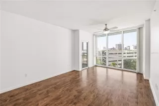 Photo #2: O6358413 Listing