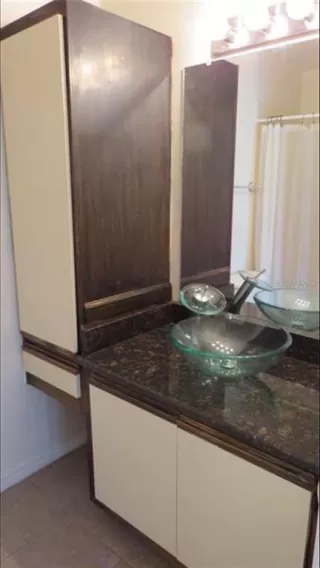 Photo #6: O6358532 Listing