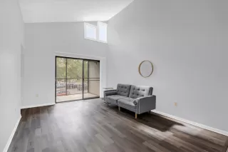 Photo #4: O6358554 Listing