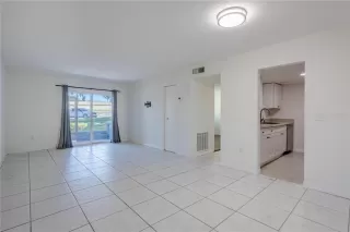 Photo #2: O6358568 Listing