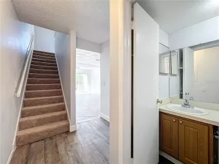 Photo #6: O6358577 Listing