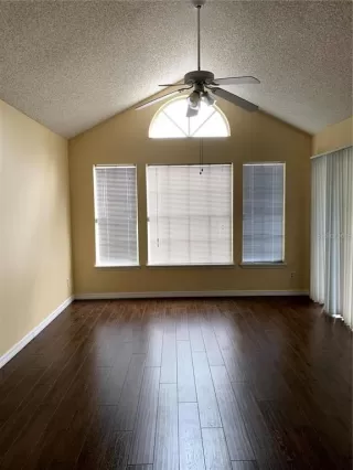 Photo #3: O6358615 Listing