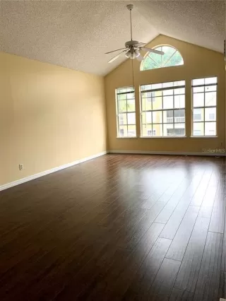 Photo #4: O6358615 Listing