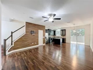 Photo #4: O6358627 Listing