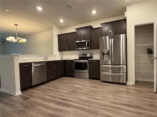 Photo #4: O6358835 Listing