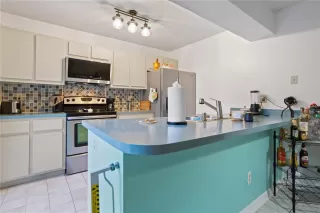 Photo #5: O6358871 Listing 