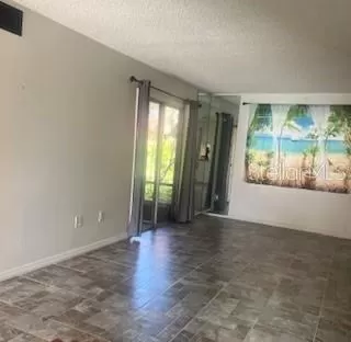 Photo #5: O6358997 Listing 