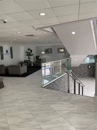 Photo #2: O6359009 Listing