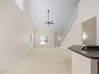 Photo #5: O6359360 Listing 