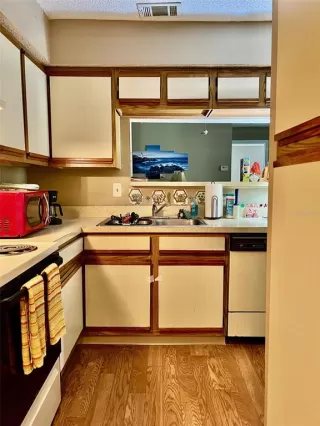 Photo #4: O6359519 Listing 