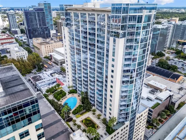 MLS: O6359561 Condo For Sale