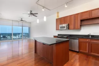 Photo #4: O6359688 Listing