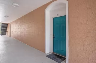 Photo #2: O6359719 Listing