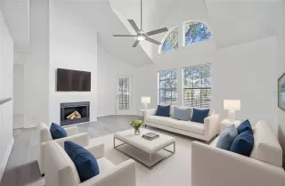 Photo #3: O6359882 Listing