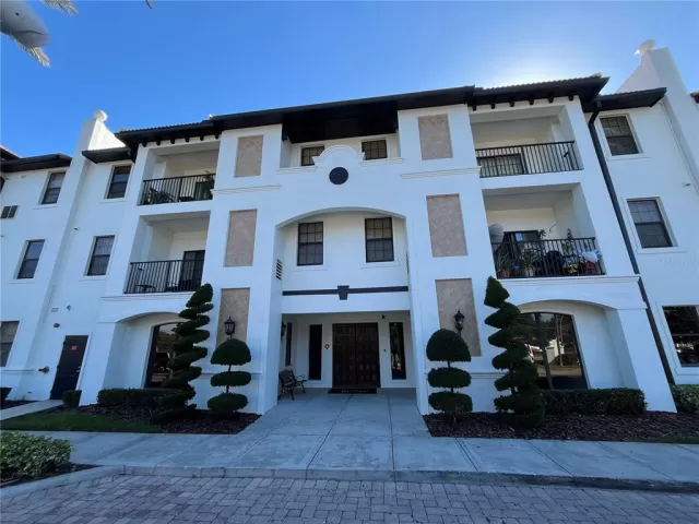 MLS: O6359917 Condo For Sale