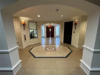 Photo #3: O6359917 Listing