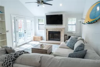 Photo #1: O6360018 Listing 