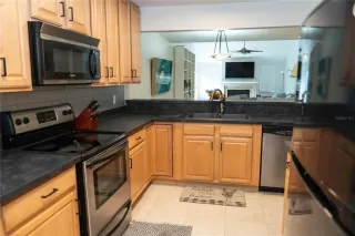 Photo #2: O6360018 Listing 