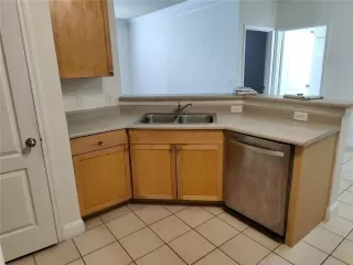 Photo #2: O6360030 Listing 