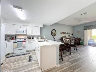 Photo #6: O6360208 Listing 