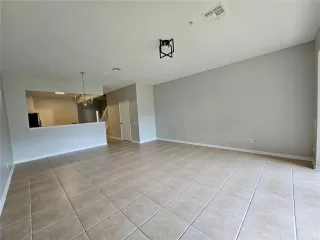 Photo #3: O6360222 Listing