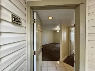 Photo #1: O6360354 Listing 