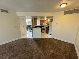 Photo #5: O6360354 Listing 