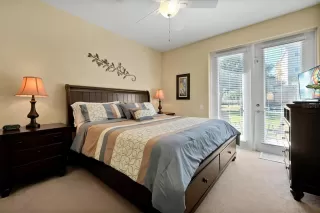 Photo #6: O6360385 Listing