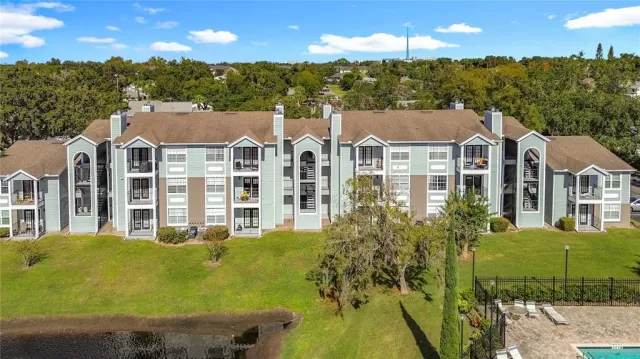 MLS: O6360387 Condo For Sale