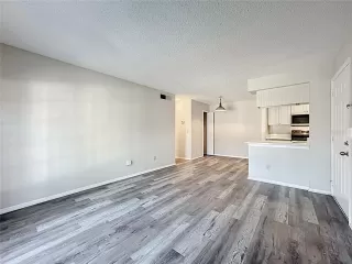 Photo #5: O6360387 Listing 