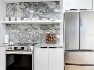 Photo #6: O6360395 Listing