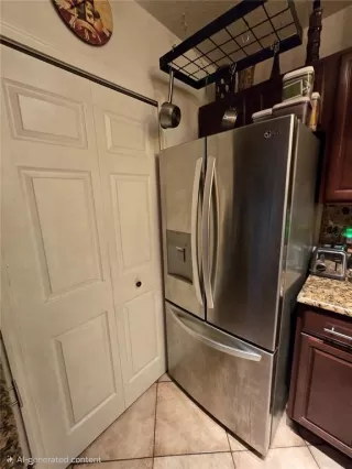 Photo #4: O6360681 Listing 