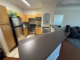 Photo #3: O6360716 Listing