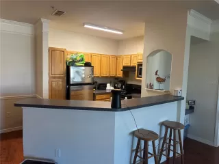 Photo #4: O6360716 Listing