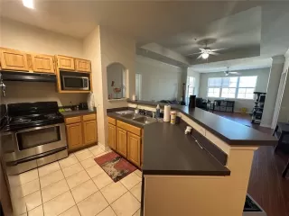 Photo #5: O6360716 Listing