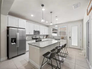 Photo #3: O6360788 Listing 