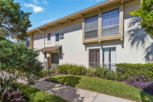 MLS: O6360866 Condo For Sale