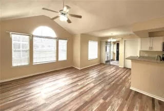 Photo #4: O6360995 Listing 