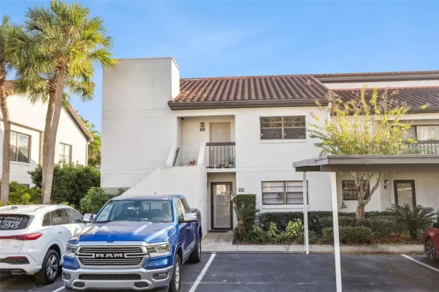 MLS: O6361081 Condo For Sale